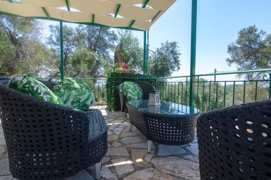 Thanos Cottage Vlachopoulatika Bagian luar foto