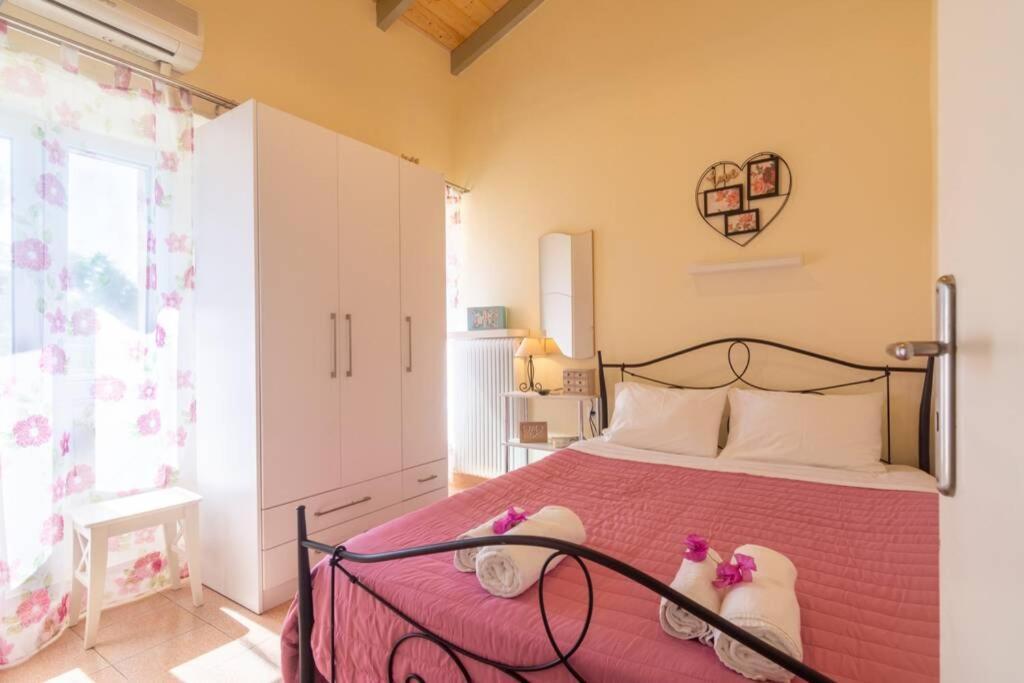 Thanos Cottage Vlachopoulatika Bagian luar foto